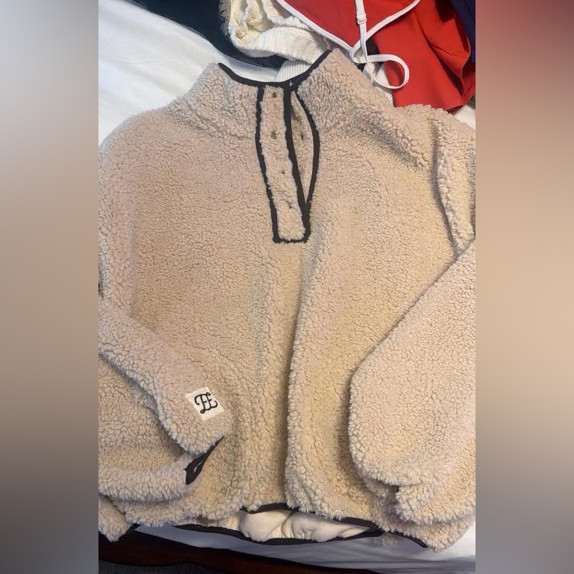 Eleven Eleven Beige Fleece